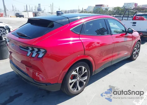 2021 Ford Mustang Mach-E Premium from USA, damaged, VIN 3FMTK3SU2MMA07068